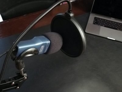 TONOR T20 Microphone Stand with pop filter included